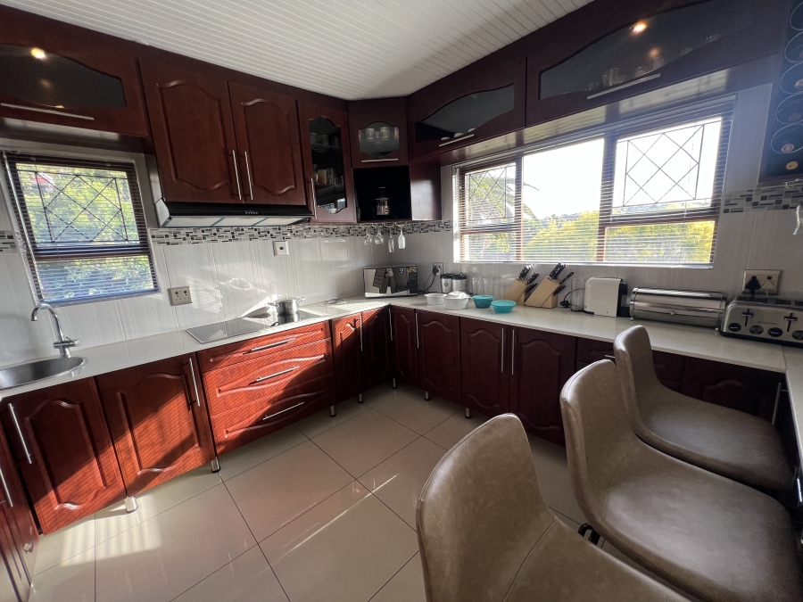 4 Bedroom Property for Sale in Beacon Bay North Eastern Cape